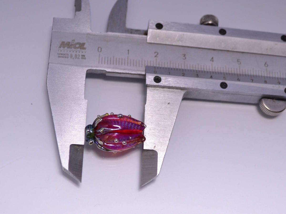 Handmade lampwork Flower lampwork Artisan lampwork Floral pendant Glass Beads pink red wine netting pendant jewelry making romantic silver