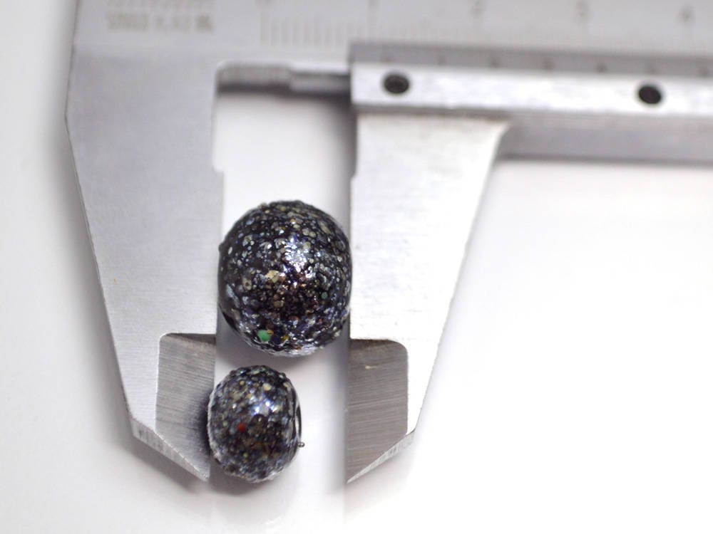 handmade glass lampwork beads black mirror beads murano glass artisan lampwork meteorite jewelry making bracelet black bead stardust space