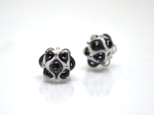 White black handmade glass bead, 10mm glass beads, White lampwork, Artisan lampwork, Beads for bracelet, Black and White