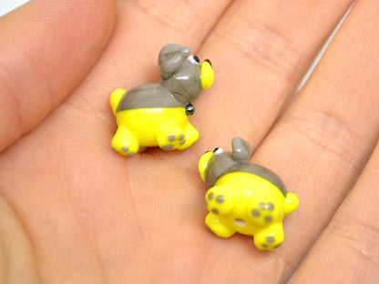 Glass dog beads