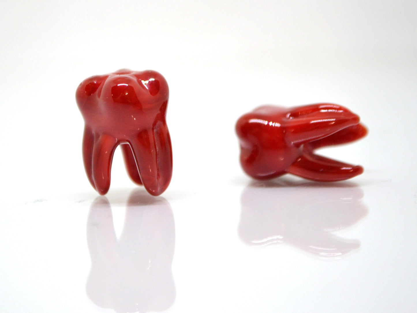 Red tooth beads, Red Molar beads, Glass Root tooth beads, Dentist gift, Dentist surprise,Lampwork beads, Teeth necklace