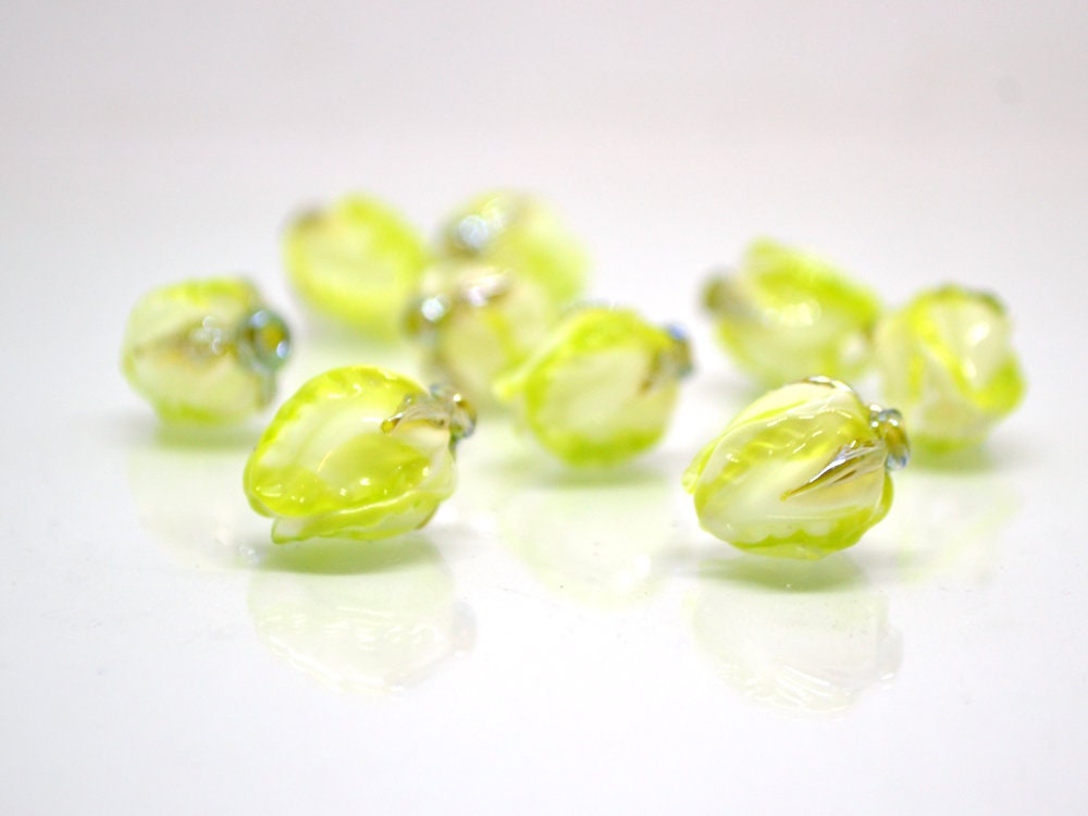 Light green glass beads, Lampwork floral beads, Salad green beads, White green glass beads, Beads for earrings, Artisan lampwork, bud beads