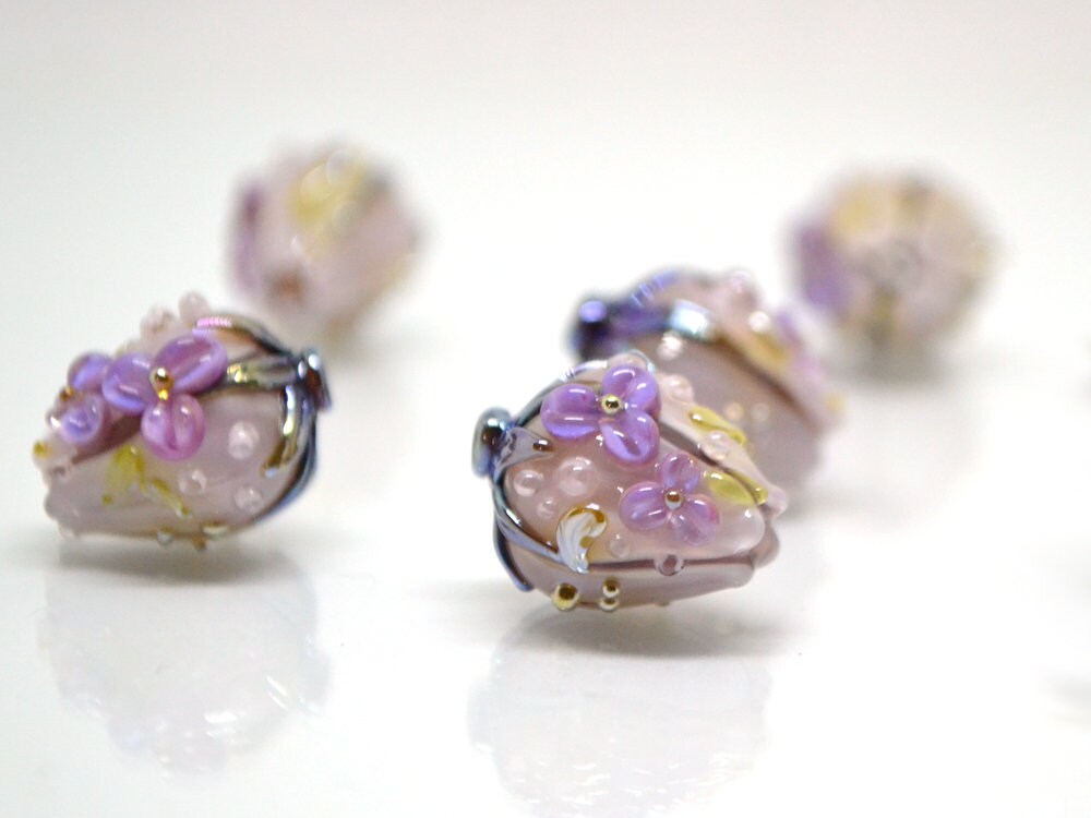 Pale purple flower bouquet lampwork beads, Light purple green mint lampwork beads, Artisan lampwork