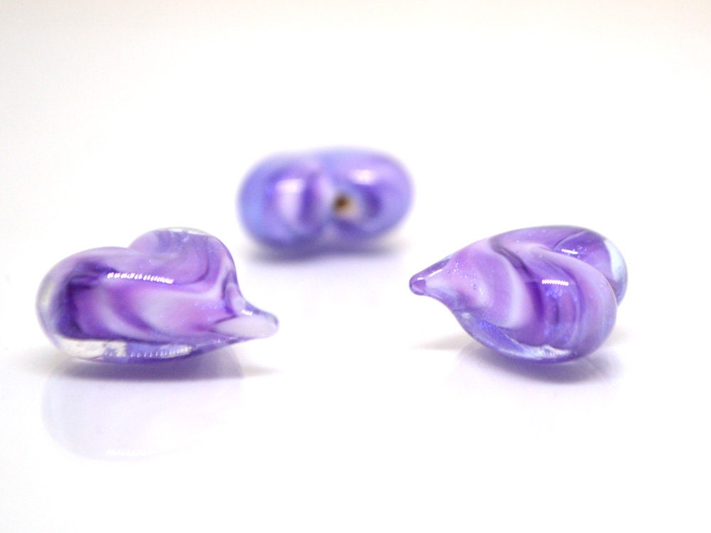 Purple sparkle heart beads, Lavender glass bead, Sparkling Lampwork Heart shape bead, Handmade Glass Heart charm beads, Half-drilled beads