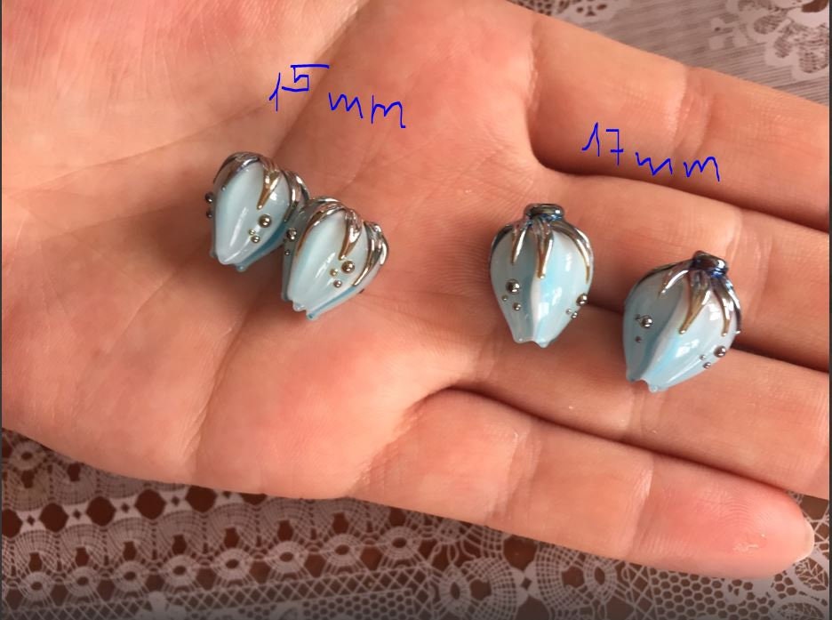 Pastel blue flower beads|Handmade glass beads|Light Blue Silver|Floral pendant|Flower lampwork|Wedding earrings|Something blue|