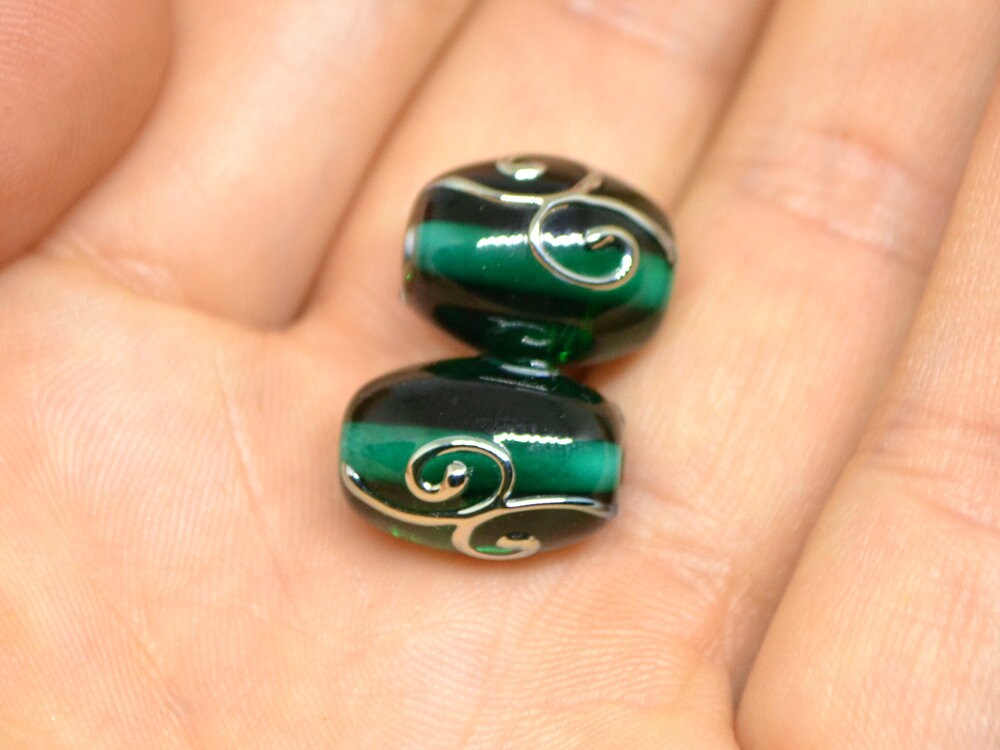 Emerald green oval glass beads silver curles, Barrel lampwork beads, Handmade glass, Jewelry supplies, Bead set, Beads for necklace jewelry