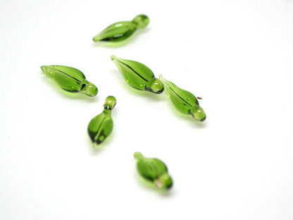 Green lampwork leaf beads Glass leaves Top drilled leaf beads Lampwork bead set Jewelry making Leaf charm Flower Floral Artisan lampwork