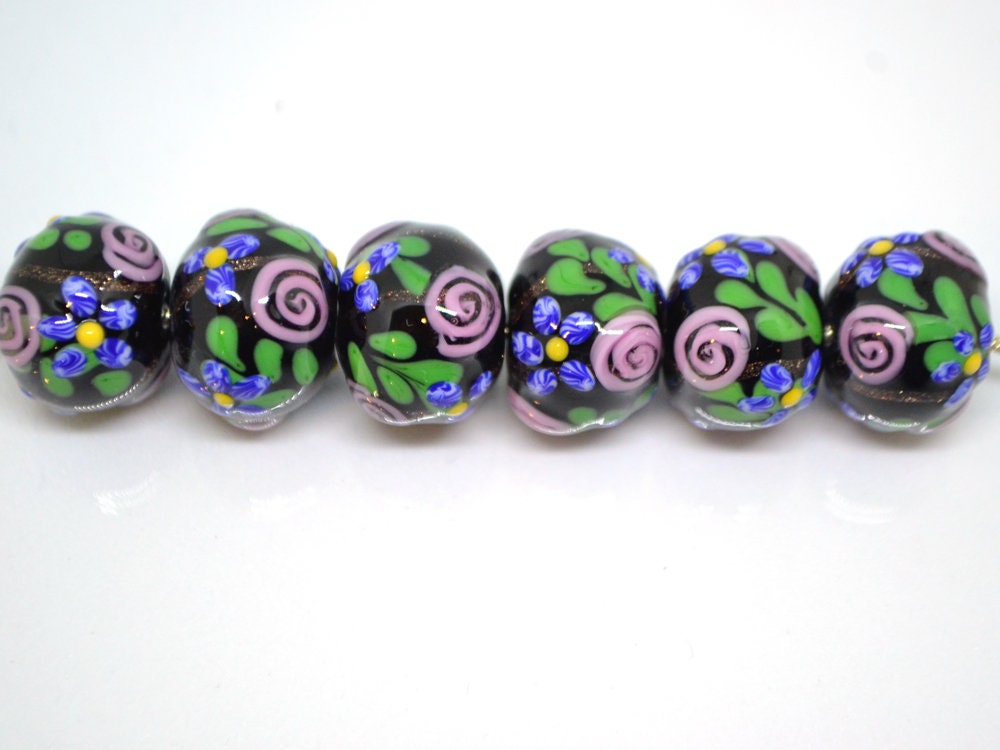 Ethnic black Glass beads, Venetian Glass, Vintage bead jewelry, Black pink glass beads, Artisan lampwork, flower, hutsul beads