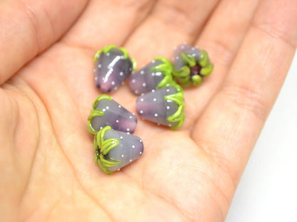 Pale purple Strawberry glass beads, Lampwork berry beads, Lampwork berries, Lampwork strawberry, Berry jewelry, Summer beads