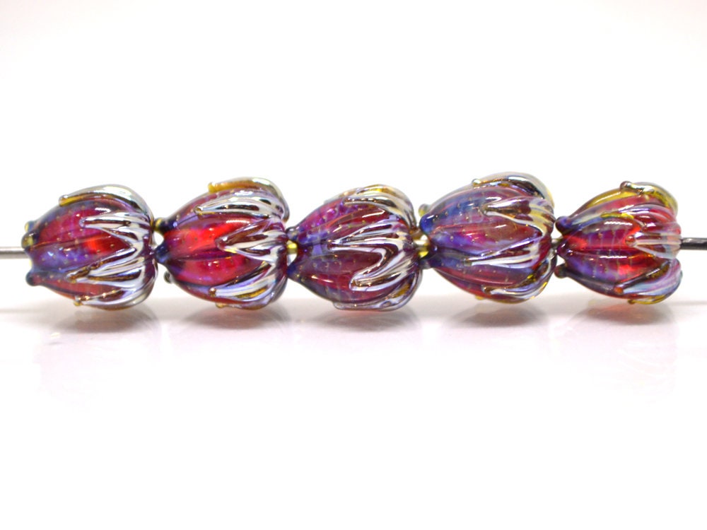 Ruby red silver flower beads, 10mm flower beads, Lampwork flower bead, Glass beads, Floral lampwork, Artisan lampwork, Handmade beads