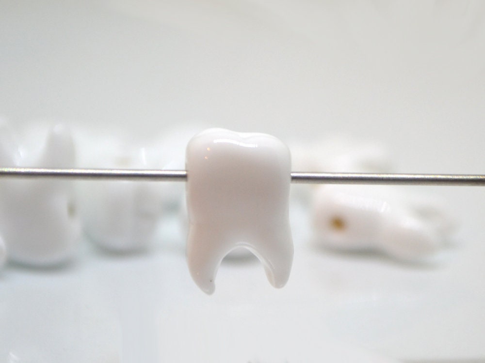 Glass tooth beads, Horizontal hole, Dentist gift, Human Teeth beads, Dentist beads funny, Handmade beads, Teeth jewelry, Teeth necklace
