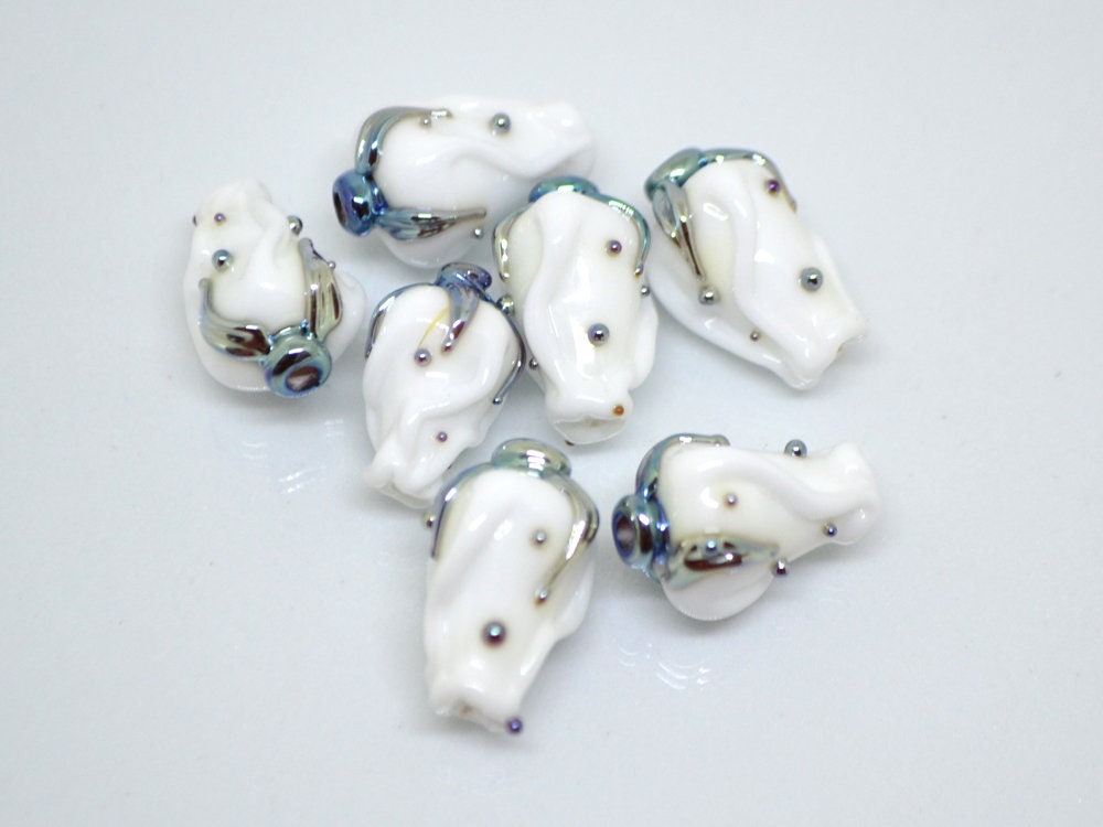 White twist rosebud beads, Wedding flower Glass Bead, Floral lampwork bead, Artisan lampwork beads