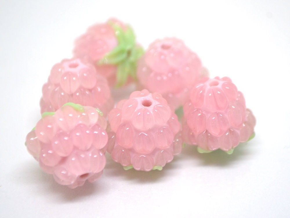 Pale pink lampwork raspberry, Pink glass berries, Lampwork raspberries, Berry jewelry, Berry glass beads, Glass Raspberry