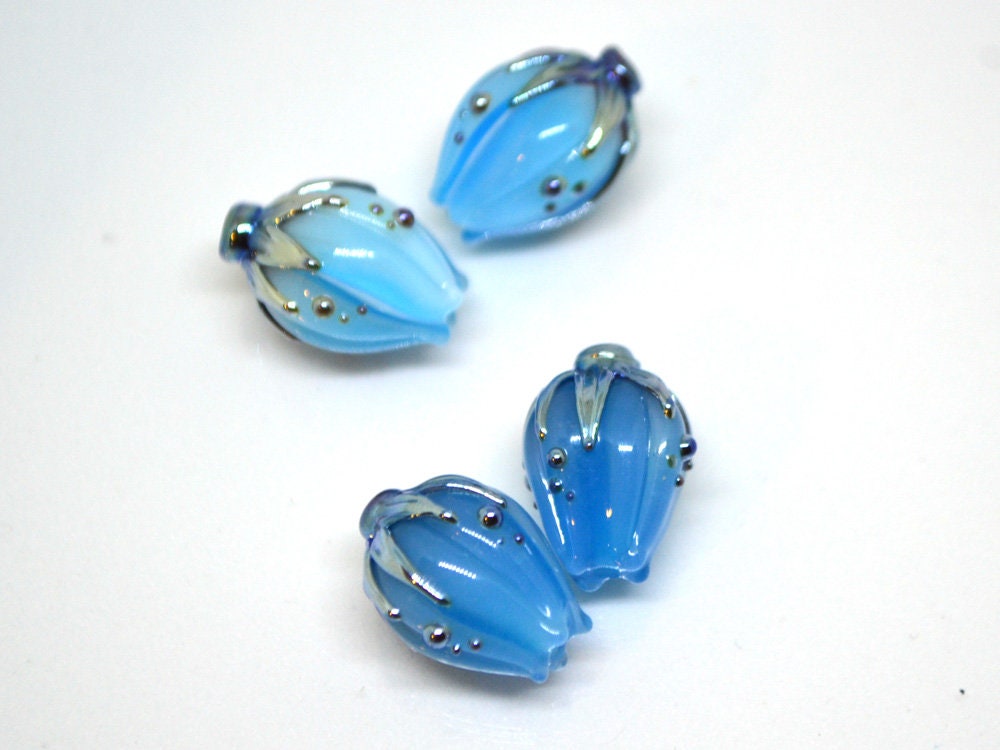 Handmade glass sky blue flower beads|Light Blue Silver|Glass pendant|Flower bud bead|Floral lampwork|Something blue|Wedding jewelry making