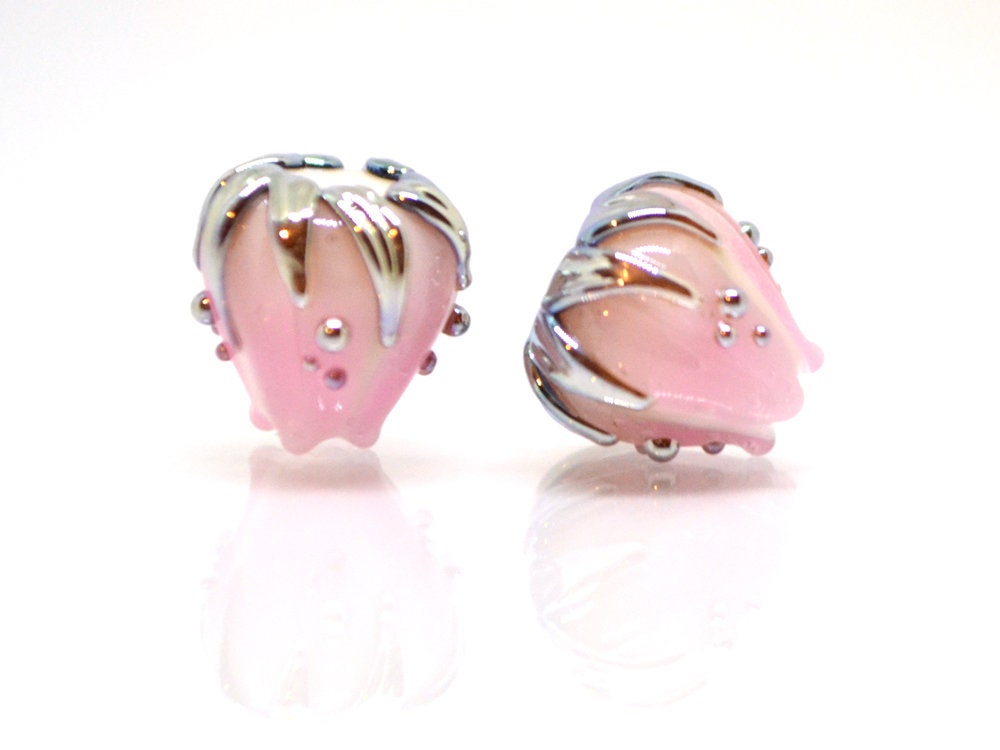 Tender Pale pink glass flower beads gold leaves, Artisan lampwork, 10mm flower bead, Pastel pink beads