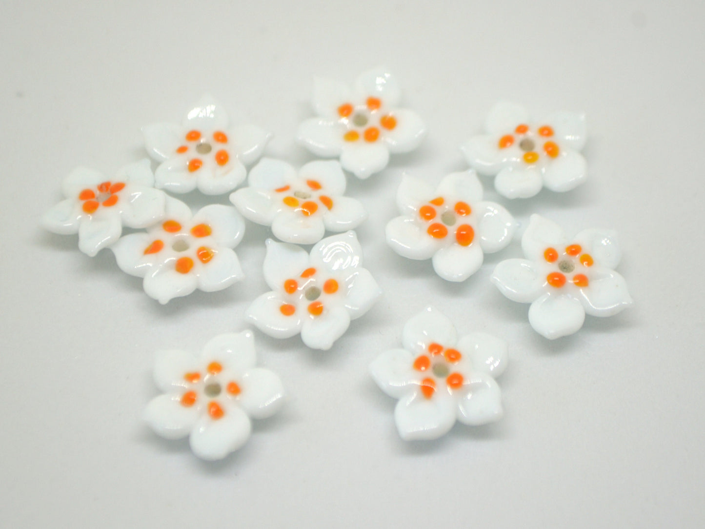 White orange glass flower beads, 5 Petals floral lampwork, Field flower bead, Meadow flowers, Artisan lampwork bead