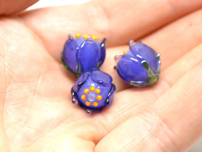 Purple bell flower beads, Lampwork bell beads, Purple flower beads, Artisan lampwork, handmade flower beads, 13mm beads, Floral lampwork