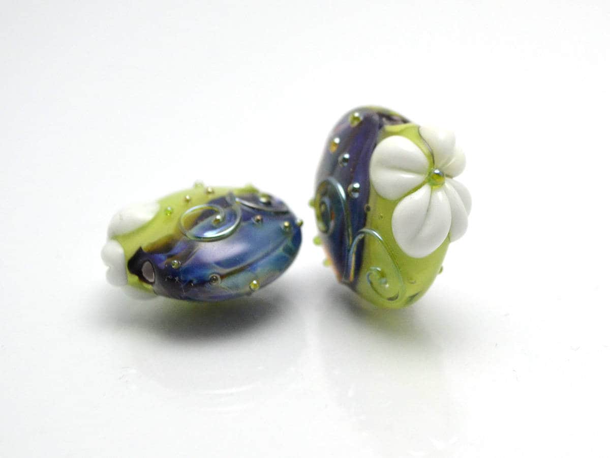 Chamomile lampwork pendant Lentils glass beads Light chrome green pendant Denim blue lampwork Curles beads Artisan lamwork Flower beads
