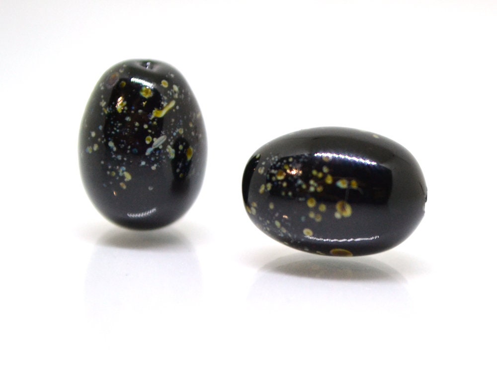 Olive lampwork beads, Black glass berry beads, Glass Olive-tree beads, Lampwork berries, Artisan lampwork, berry pendant, half-drilled beads