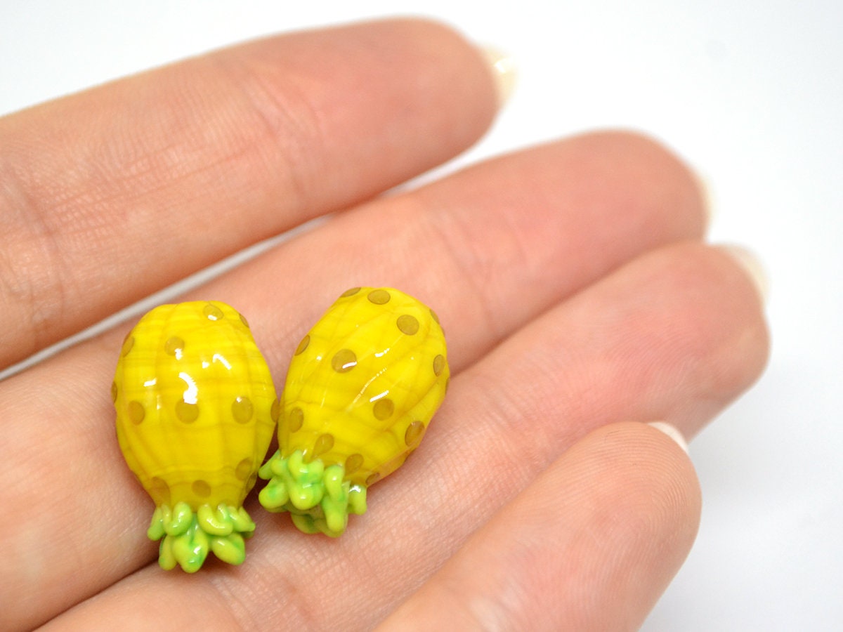 Glass pineapple beads, Yellow lampwork beads, Ananas glass beads, Glass fruit beads, Lampwork berry, Artisan lampwork, Food glass beads