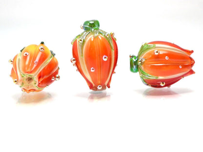 Red rosebud Handmade Lampwork Beads Artisan Lampwork Flower Glass Beads Red Orange Glass Beads Glass Floral Lampwork Flower Bud Rose Beads