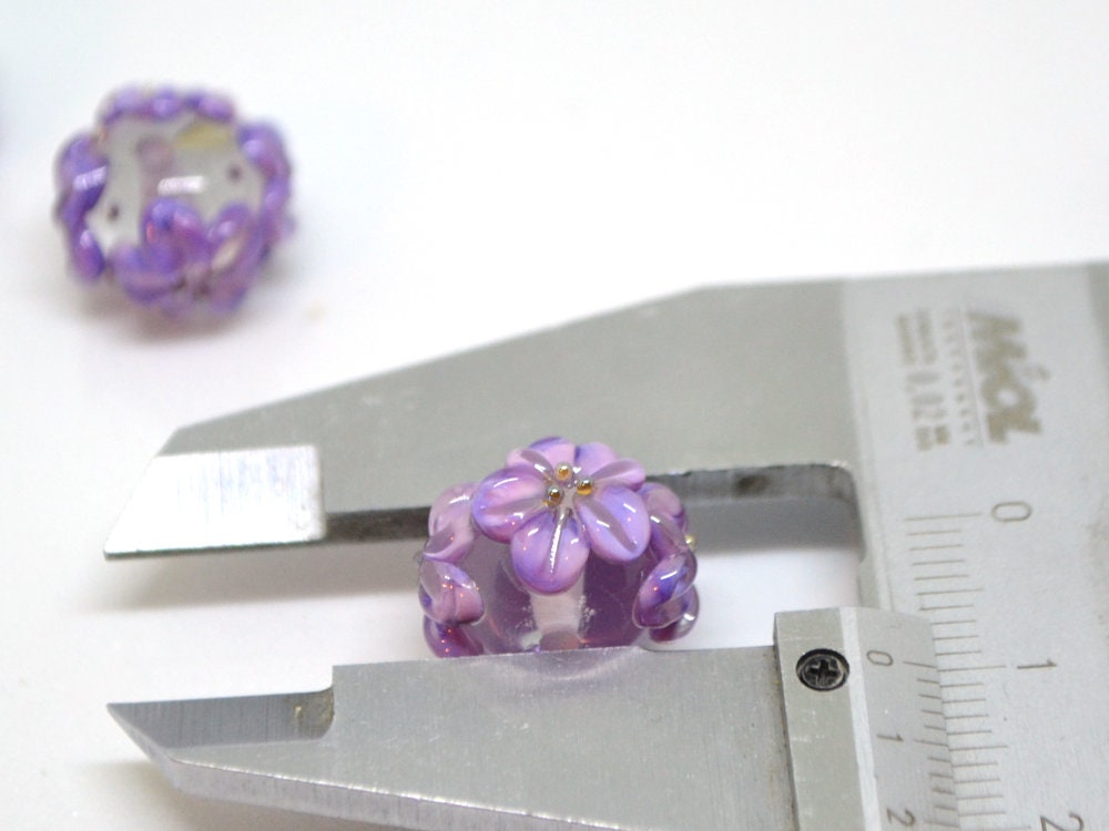 lilac floral lampwork handmade bead purple glass bead handmade lampwork bracelet necklace rondelle bead transparent bead lilac purple flower