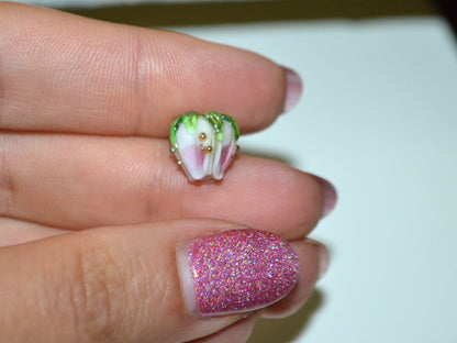 Pink milk glass beads, 10mm flower beads, Two tone beads, Floral theme beads, Floral lampwork, Artisan lampwork, bud green leaf, Jewelry
