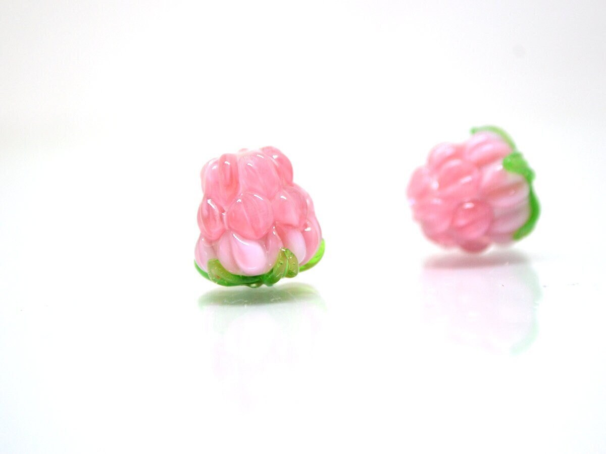 Tender pink lampwork raspberry, Glass berry beads, Lampwork raspberries, Glass fruit beads, Glass Raspberry, Lampwork berry beads