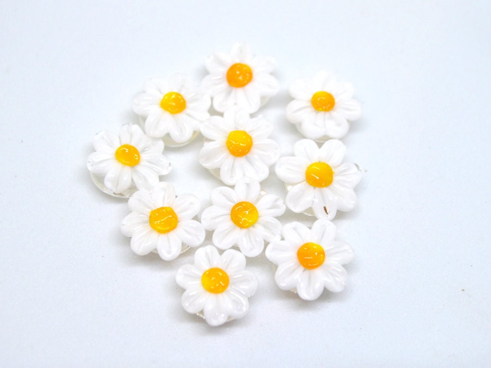 Lampwork Chamomile beads, Chamomile flower bead, Yellow and white beads, Lentils beads, White flower bead,White floral lampwork,Field flower