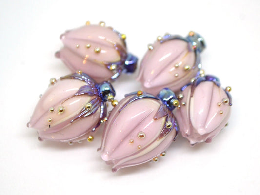Pastel pink and silver flower glass beads, Floral lampwork, Pale pink beads, Artisan lampwork, Light pink beads, Handmade glass flower bud