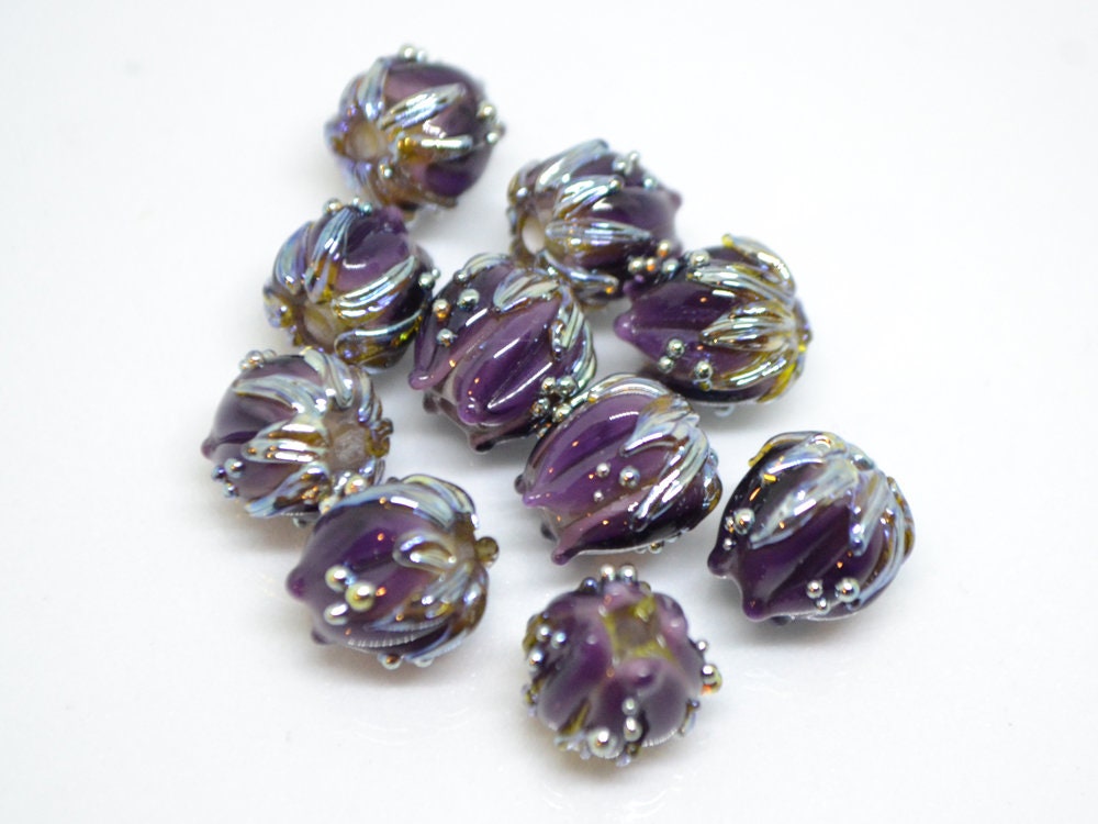 Dark Purple flower beads silver dots, 10mm glass beads, Artisan lampwork, Floral beads, Luxury beads, 3d flower bead, Handmade flower glass