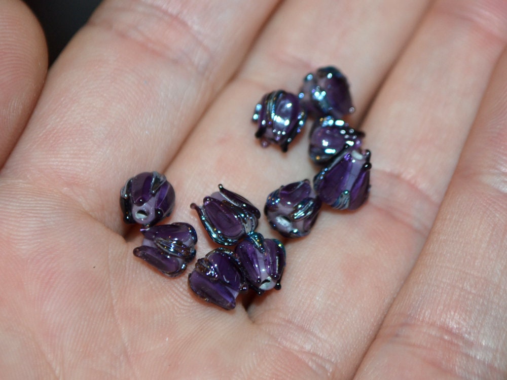 Dark purple small lampwork beads, purple silver flower beads, Tiny glass beads, 7mm flower beads, Artisan lampwork