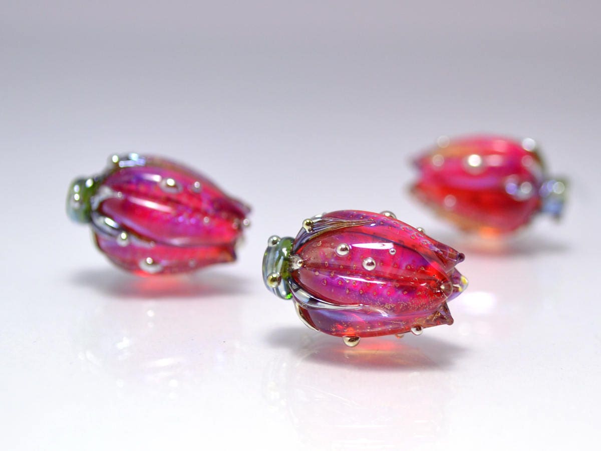 Handmade lampwork Flower lampwork Artisan lampwork Floral pendant Glass Beads pink red wine netting pendant jewelry making romantic silver