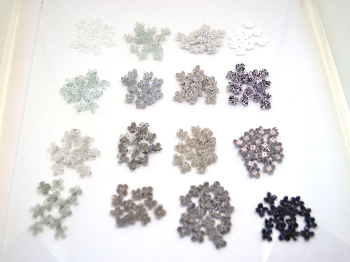 Gray small flower beads, Black cute flowers for headband, White tiny flowers, mini glass flowers, transparent lampwork beads