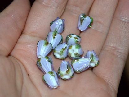 Pale Lavender green flower beads, 10mm beads, Light purple floral beads, Artisan lampwork, Handmade Lampwork, Floral lampwork, Pastel beads