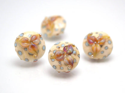 Lentils lampwork beads - Beige Ivory glass beads - Lampwork beads - Lily flower lampwork beads - Murano glass - Ivory bead set - Jewelry