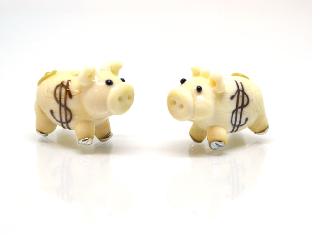 Glass piggy bank beads