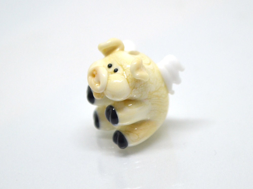 Glass flying pig beads, Lampwork pig beads with wings, Beige pig beads, Valentine's Day, Cute piggy beads