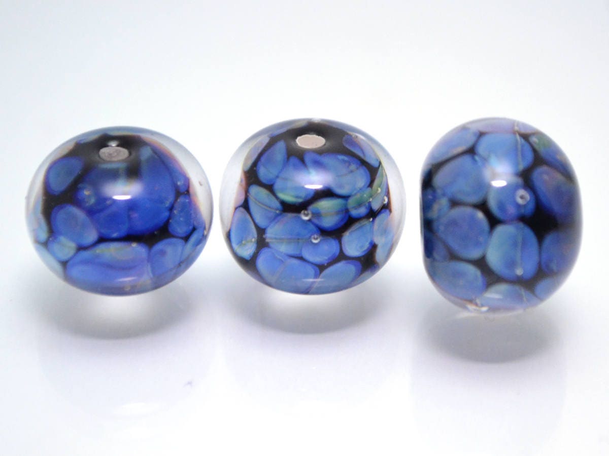 Black blue lampwork bead artisan lampwork jewelry making handmade bead round glass lampwork bead bracelet making blue dots black space bead