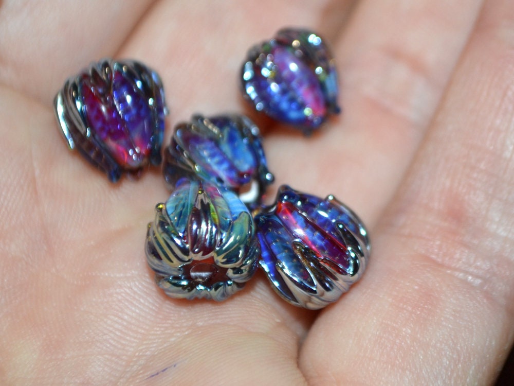 Ruby red silver flower beads, 10mm flower beads, Lampwork flower bead, Glass beads, Floral lampwork, Artisan lampwork, Handmade beads