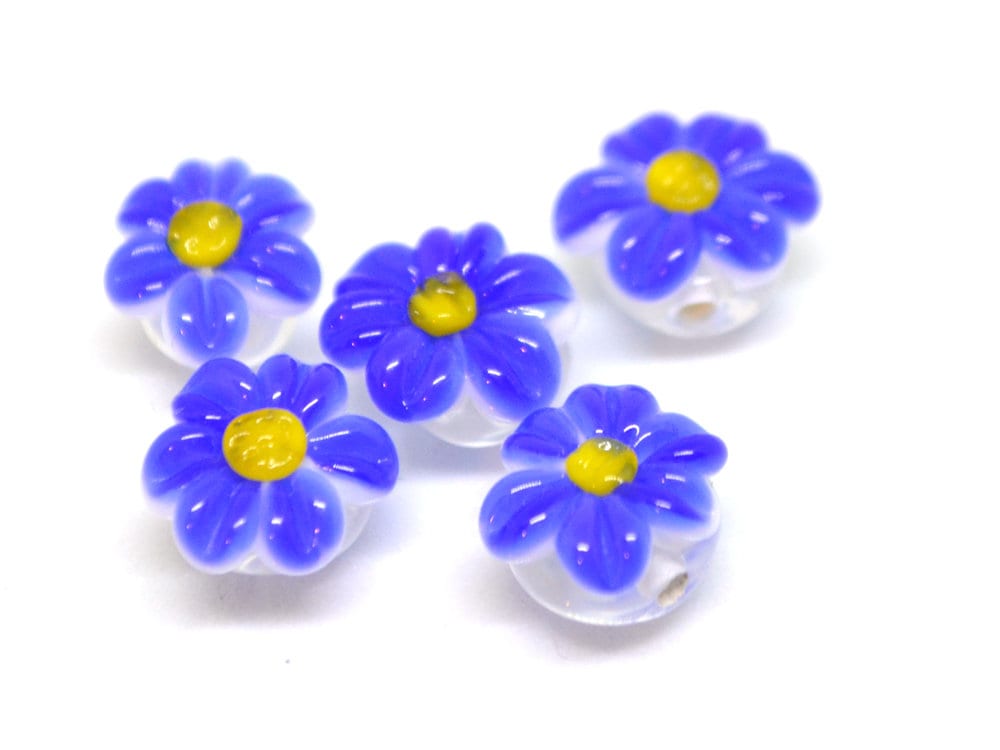 Blue Lampwork Chamomile beads, Cobalt blue Chamomile flower bead, Blue and yellow beads, Beads for bracelet, Blue flower bead, Blue lampwork