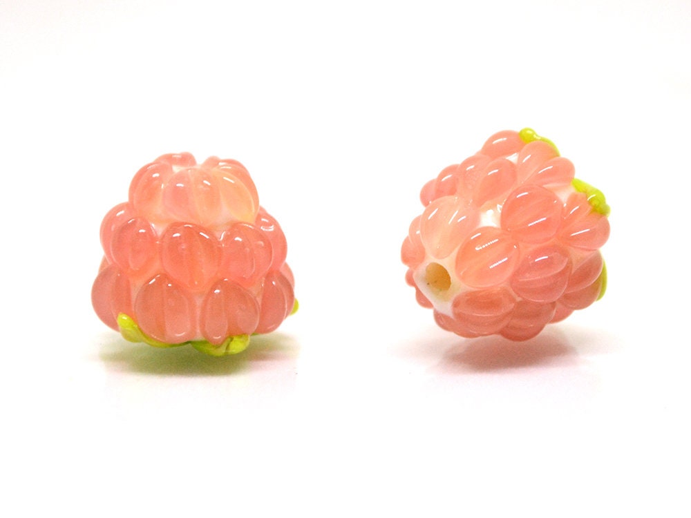 Salmon glass raspberry, Peach Lampwork berries, Lampwork berry beads, Berry jewelry making, Artisan lampwork, Summer glass beads, Berry