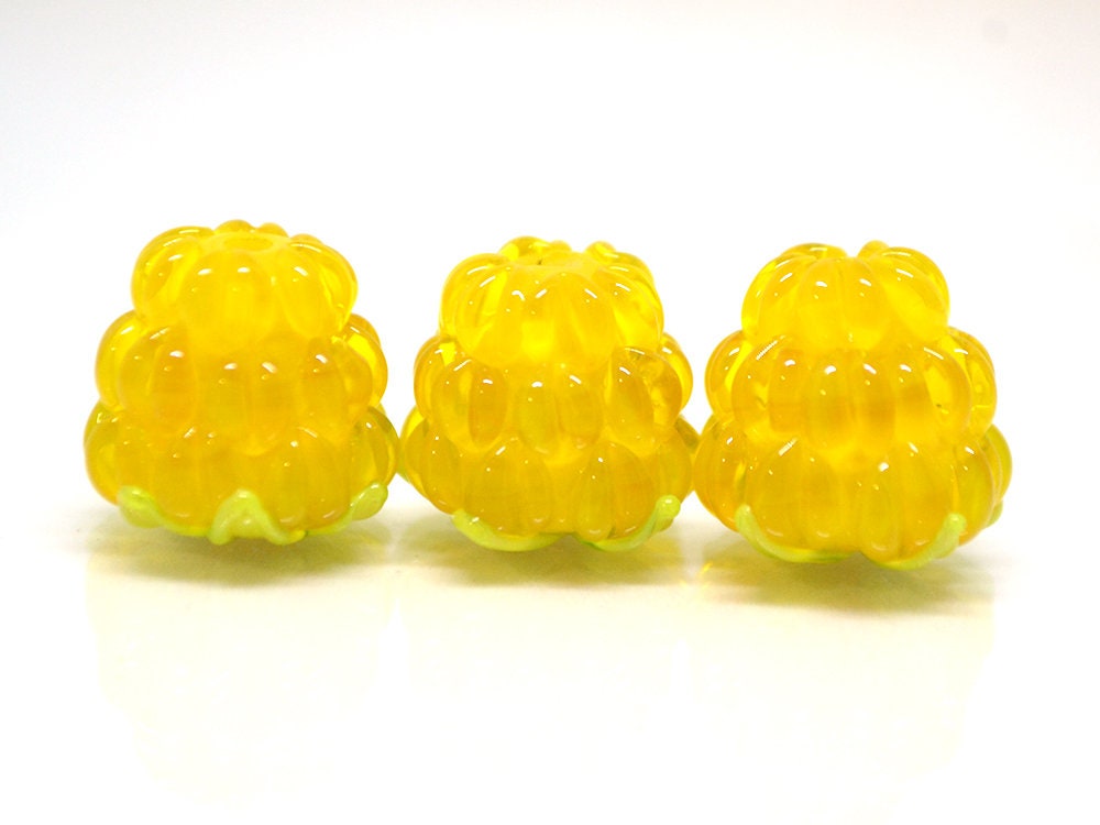Yellow glass raspberry, Gloss Lampwork berries, Yellow Lampwork berry beads, Yellow Berry fruit beads, Glass Raspberry, Berry jewelry