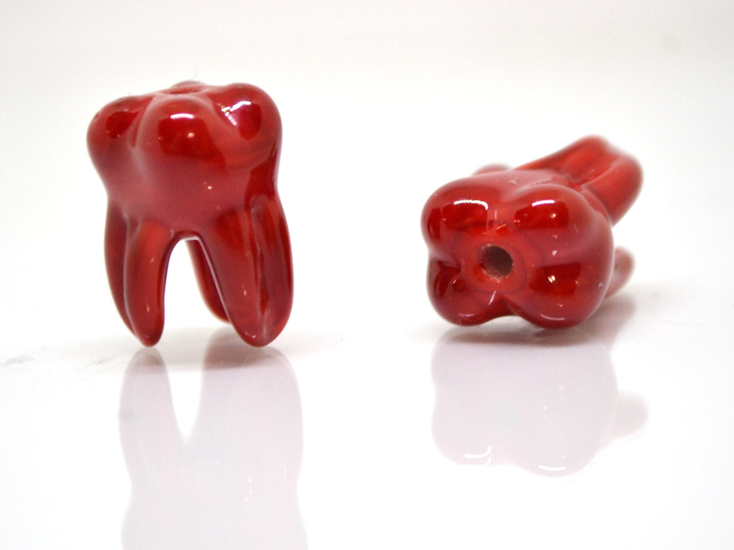Red tooth beads, Red Molar beads, Glass Root tooth beads, Dentist gift, Dentist surprise,Lampwork beads, Teeth necklace