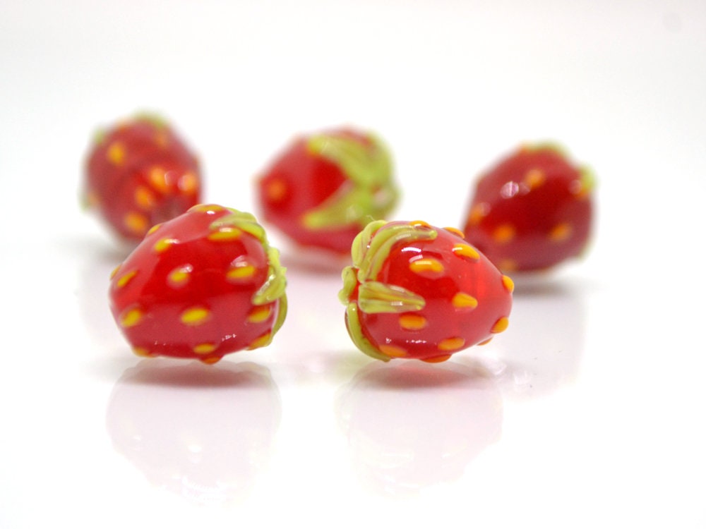 Red Strawberry lampwork beads, Glass berries, Lampwork strawberry, Berry fruit beads, Red green beads, Nature inspired, artisan lampwork