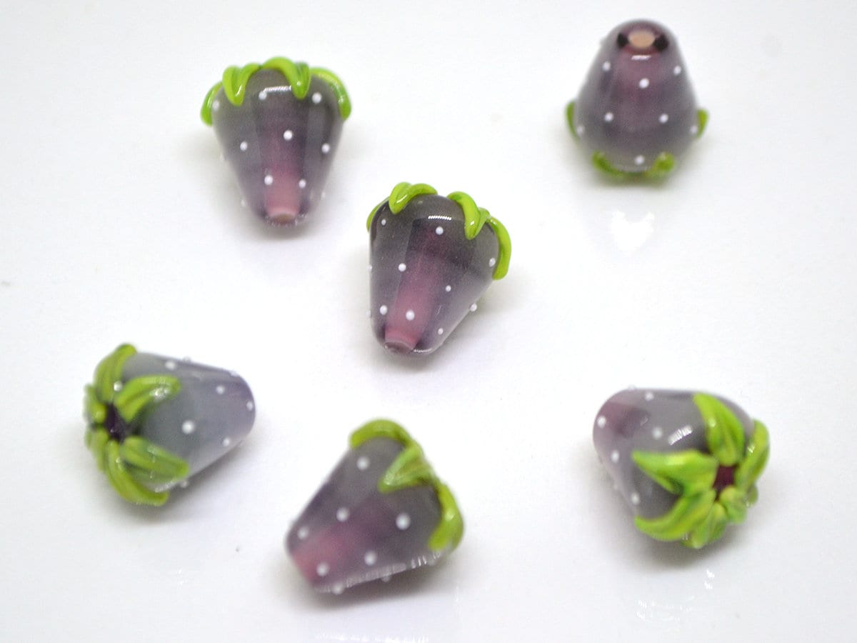Pale purple Strawberry glass beads, Lampwork berry beads, Lampwork berries, Lampwork strawberry, Berry jewelry, Summer beads