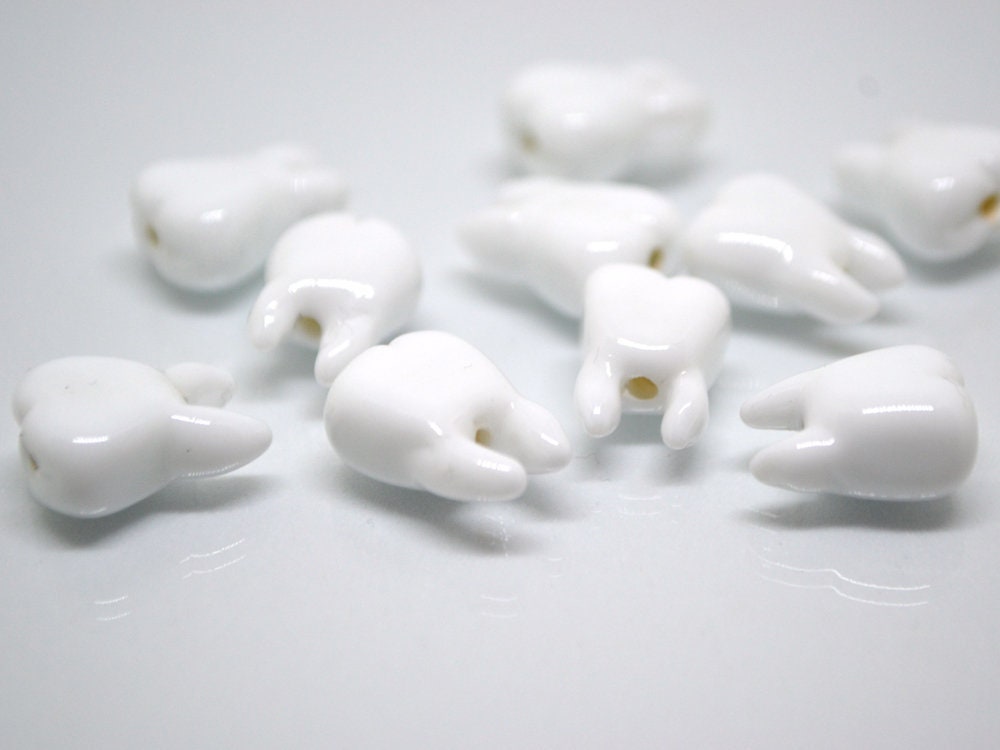 Glass tooth beads - Dentist gift- Teeth beads - Dentist beads funny - Halloween beads, Artisan lampwork, Handmade beads Teeth jewelry Human