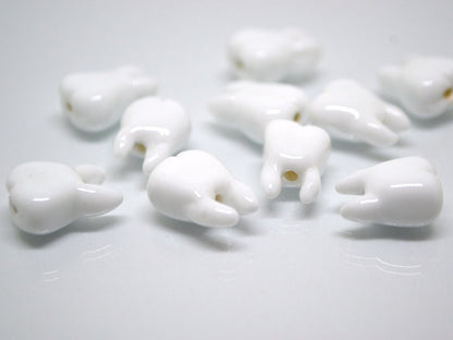 Glass tooth beads - Dentist gift- Teeth beads - Dentist beads funny - Halloween beads, Artisan lampwork, Handmade beads Teeth jewelry Human