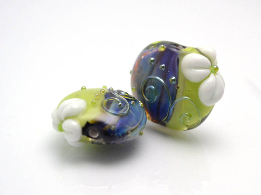 Chamomile lampwork pendant Lentils glass beads Light chrome green pendant Denim blue lampwork Curles beads Artisan lamwork Flower beads