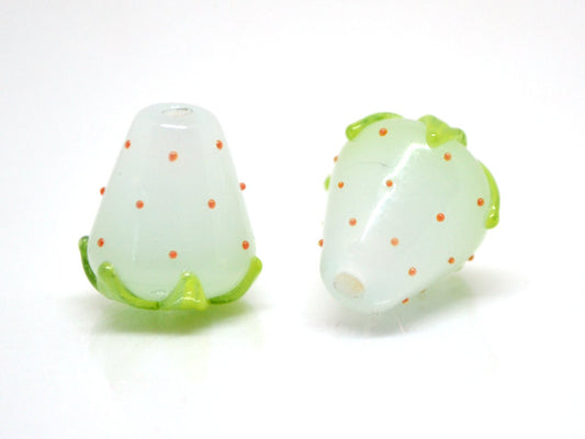 Pale blue Strawberry beads, Lampwork berry beads, Lampwork strawberry, Blue Berry beads, Artisan Lampwork, Berry jewelry, Glass berries